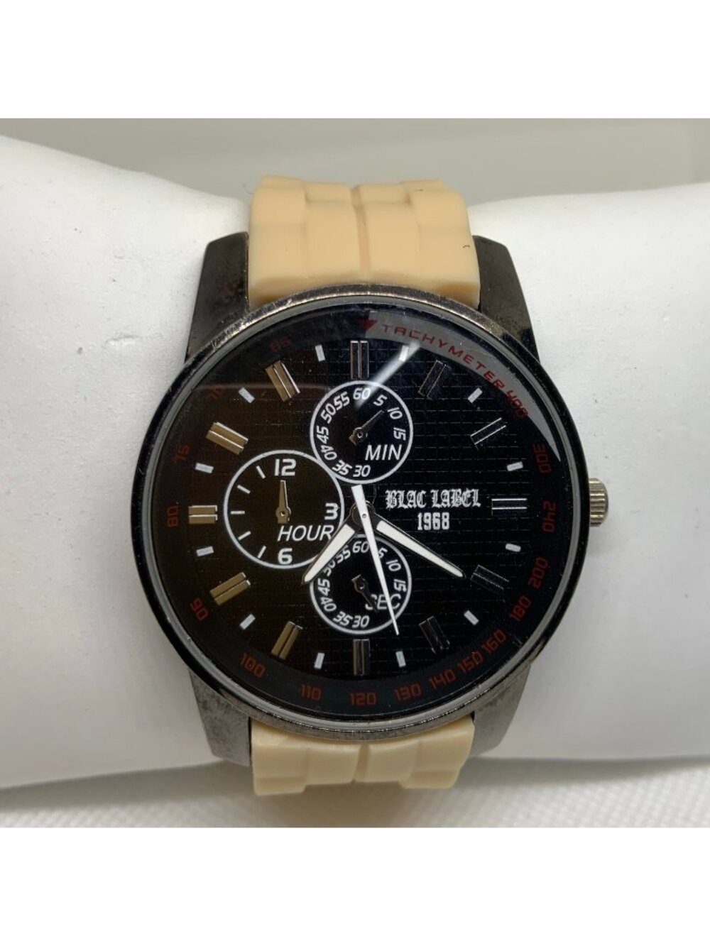 Blac Label 1968 men’s watch quartz analog 45mm black tone beige running